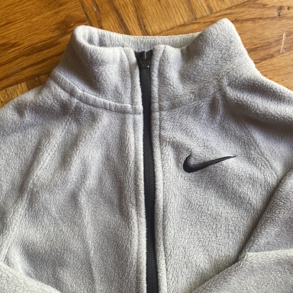 Nike - Picture 2 of 2